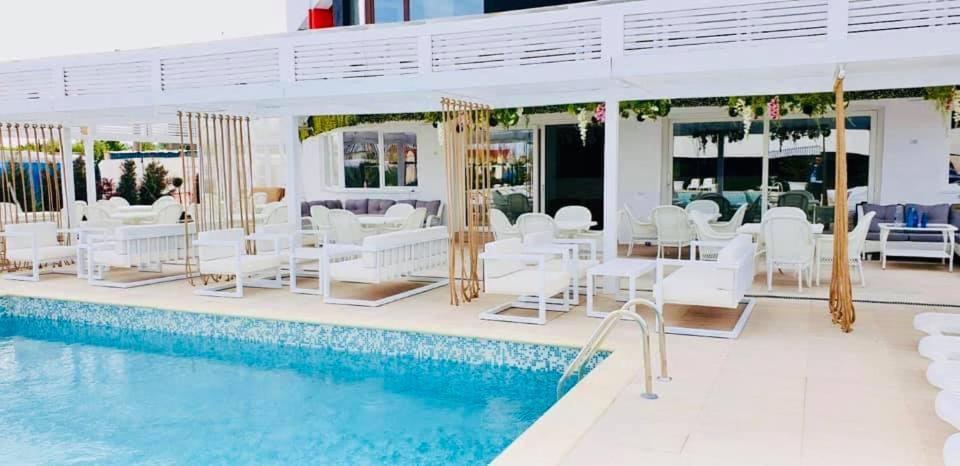 Unique Residence Apartament Năvodari 외부 사진